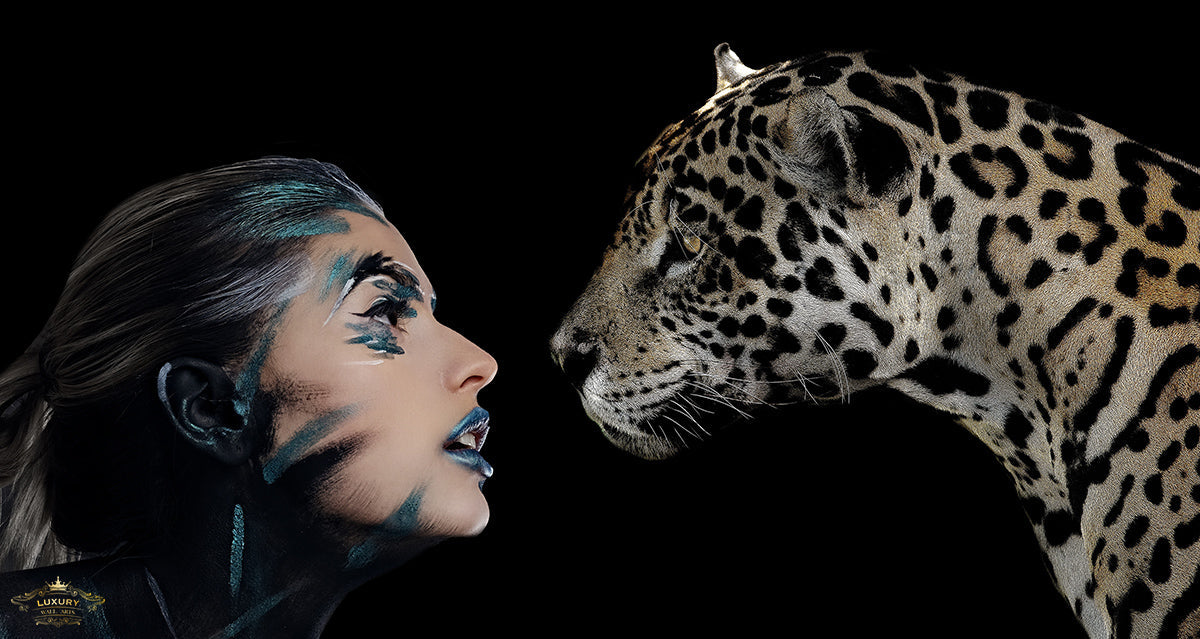 The Kiss Of A Panther Posters Prenten En Visuele Kunstwerken